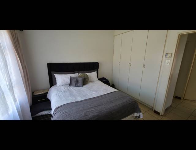 3 BEDROOM FREESTANDING TO LET IN JACKAROO PARK